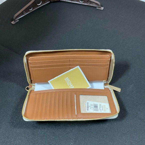 NWT Michael Kors long wallet, zipper closure. Off white monogram. - Picture 3 of 4